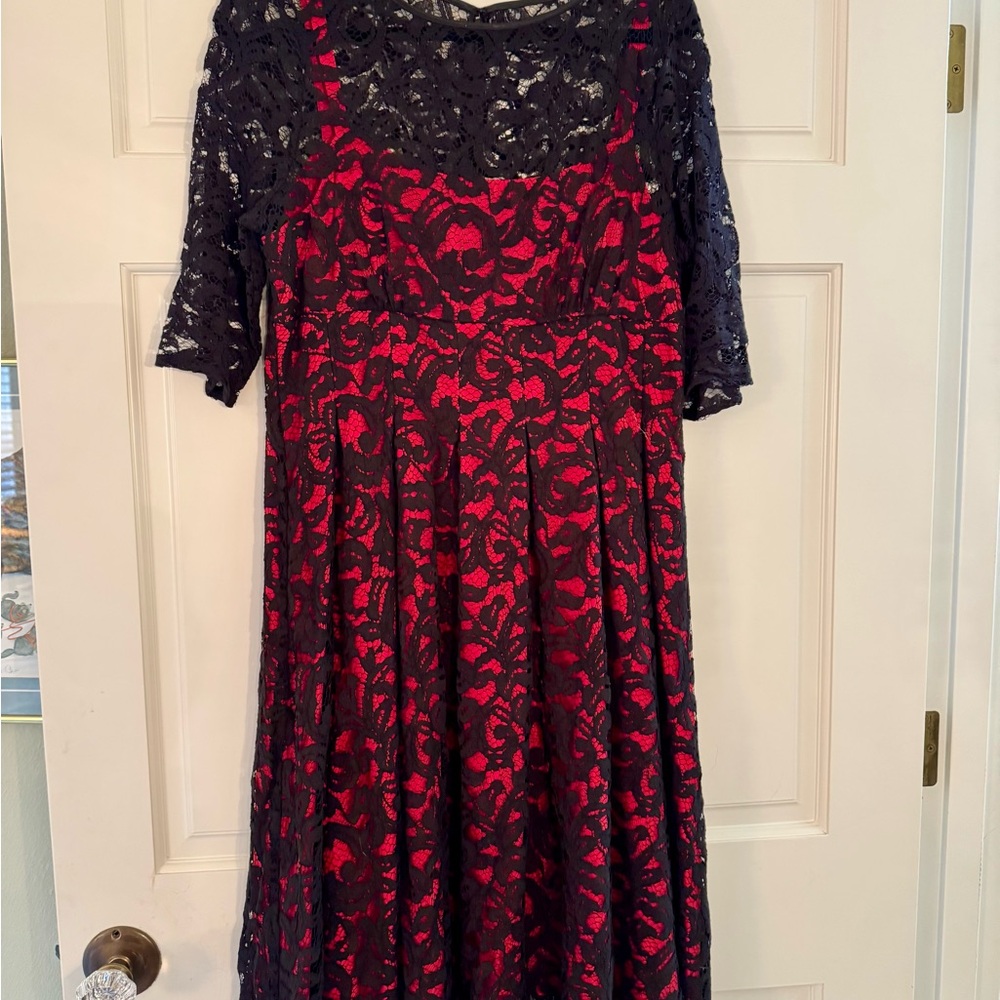 Elegant Black and Red Lace Dress